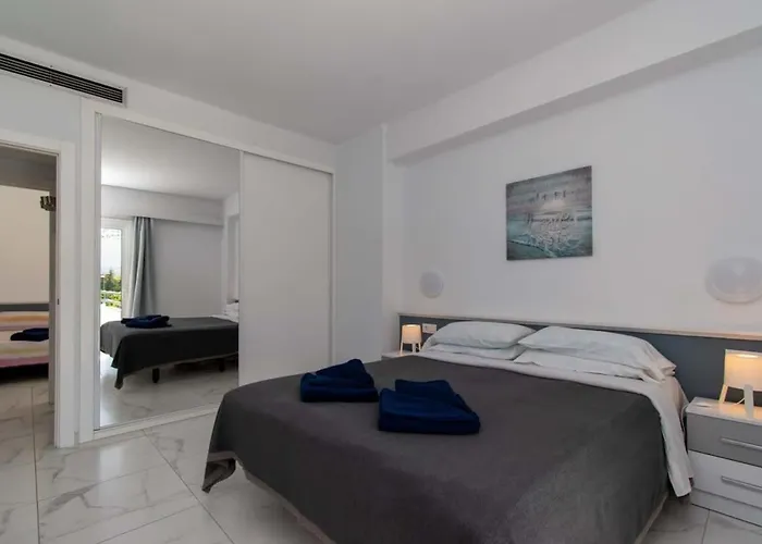 Club Atlantis 91 - Two Bed * אדחה