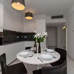 Club Atlantis 91 - Two Bed *